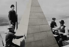 Workers on Washington Monument